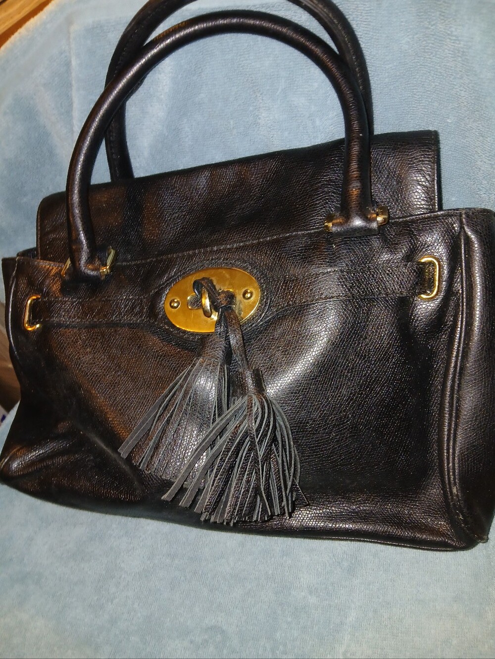 Talbots Classic Black Leather Tassel Hand Bag.    FF#405